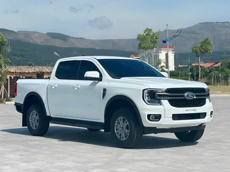 Ford Ranger XLS AT 4×2 20253