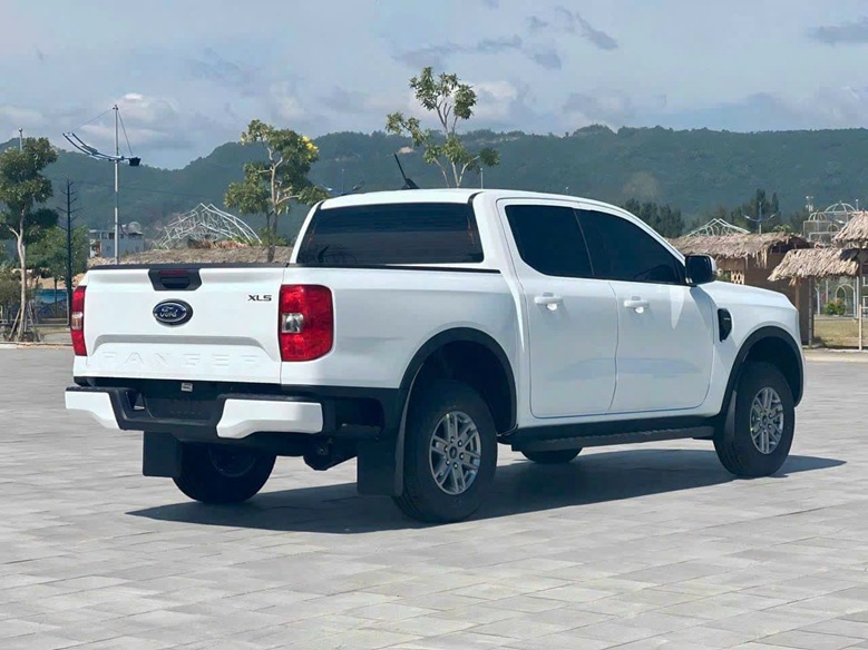 Ford Ranger XLS AT 4×2 20257