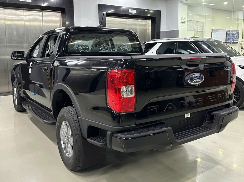 Ford Ranger XLS AT 4×4 20256