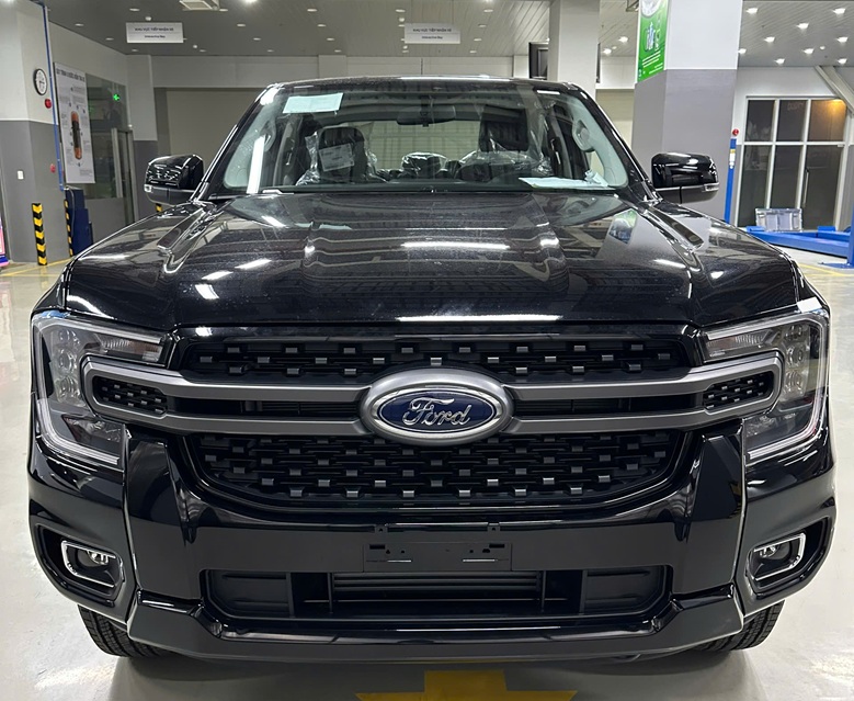 Ford Ranger XLS AT 4×4 20251
